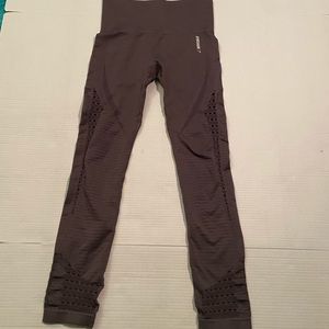 Gym shark leggings!!